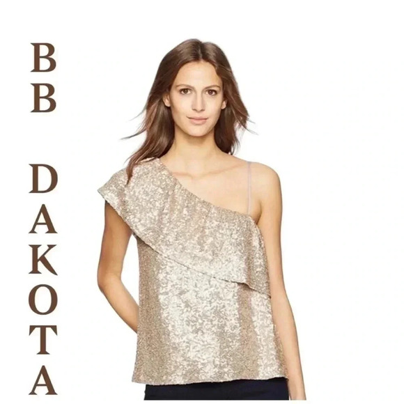 BB Dakota Tops - BB Dakota Gold Sequin Top- NWT XL